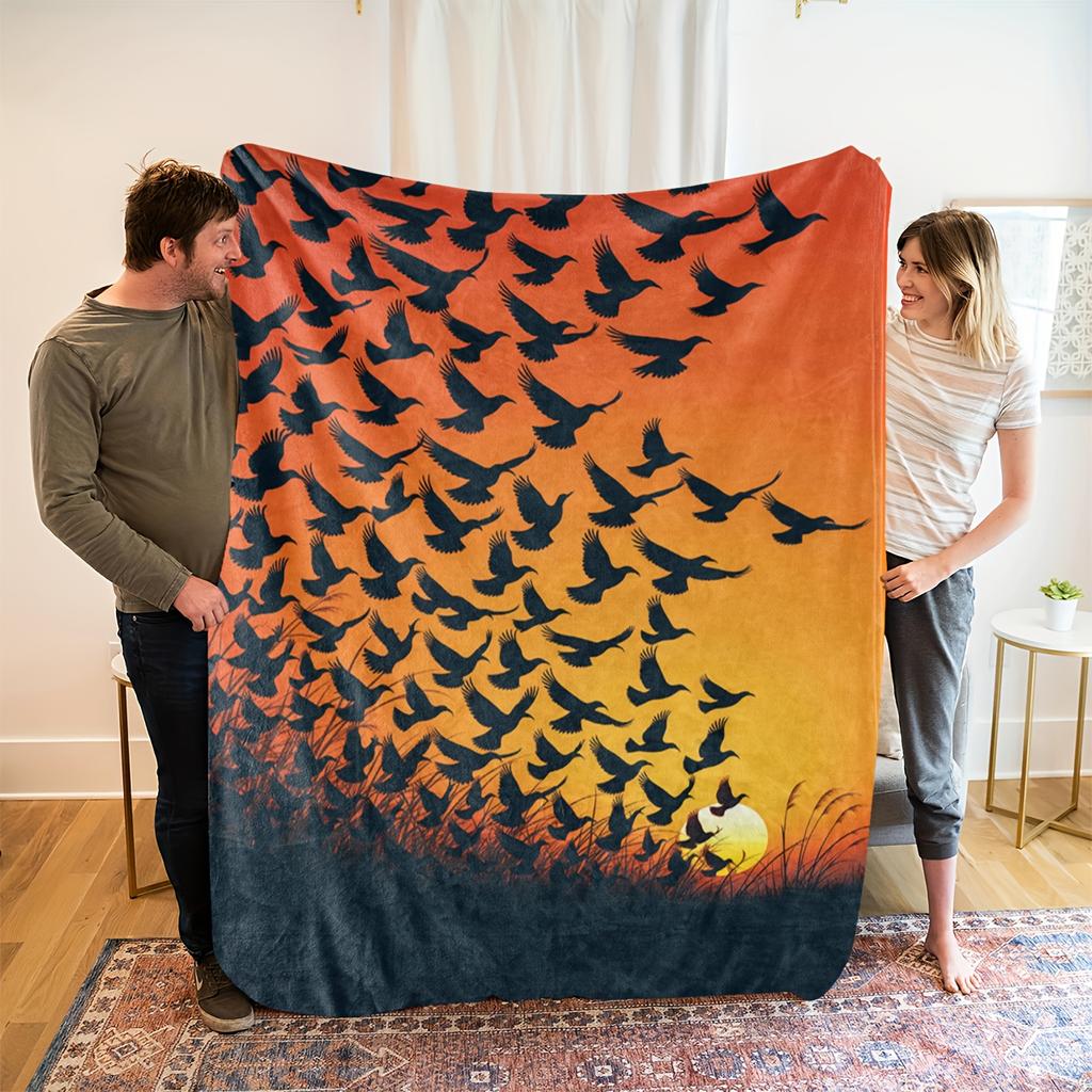 1pc Soft Flannel Throw Blanket with Vibrant Bird Sunset Design - 100% Polyester, All-Season Cozy Gift for Family & Friends, Mach