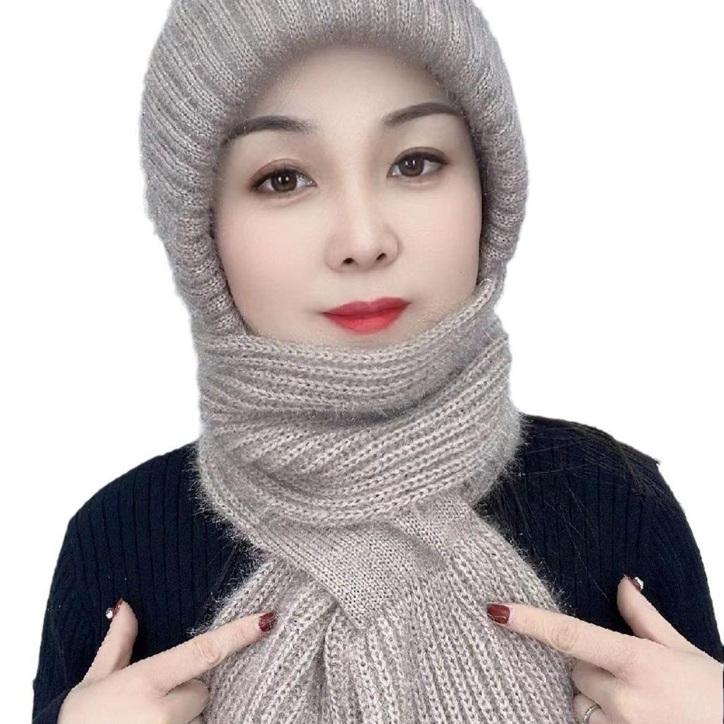 Handwoven Wool Squirrel Hat-Scarf Combo: Stylish, Warm, Outdoor Essential for Autumn & Winter