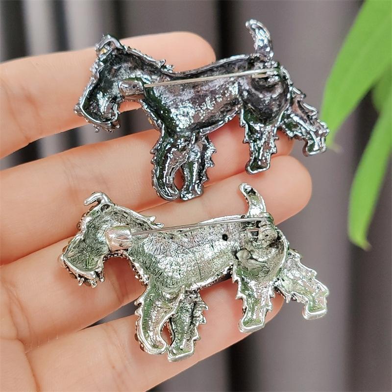 Französische Nischenbrosche, Designgefühl, neue Tier-Brosche, niedliche kleine Tier-Diamant-Welpen-Brosche, süße Männer und Frauen