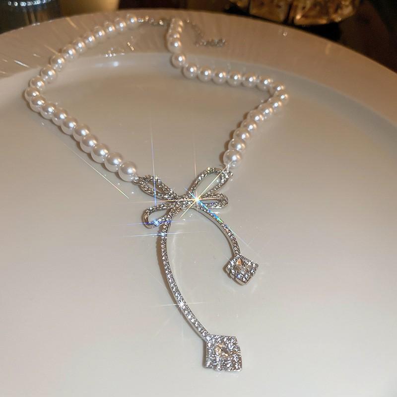 French Diamond Flower Pearl Necklace Fashion Temperament Clavicle Chain Versatile Jewelry Accessories