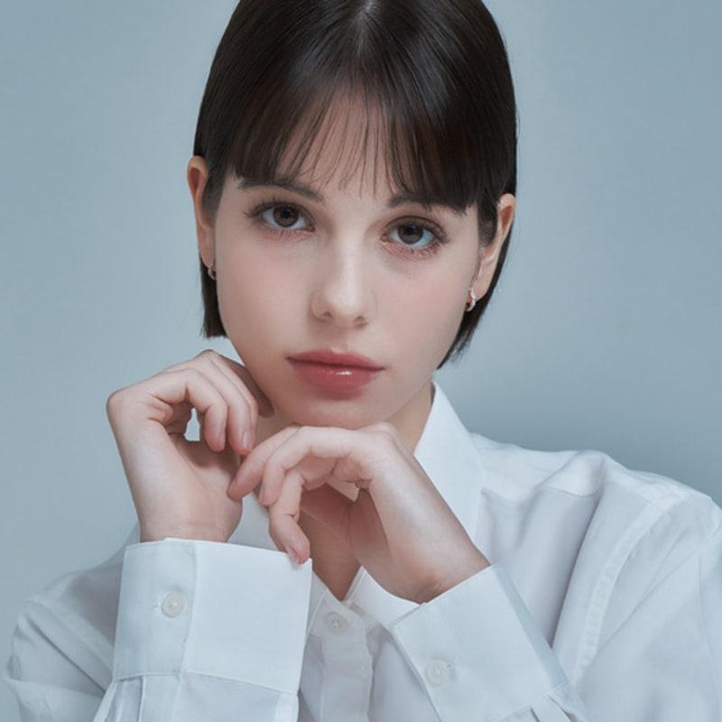 GEIGER Jewelry 18K Cubic Twist One-Touch Earrings (Gold Pin) GI8KPEE060