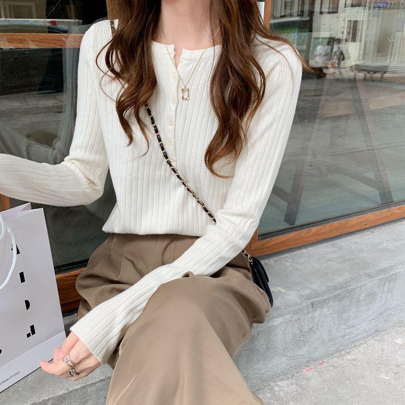 Slim Fit Base Layer Top for Women Spring White Sweater Inner Wear Niche Design Knit T-shirt Top