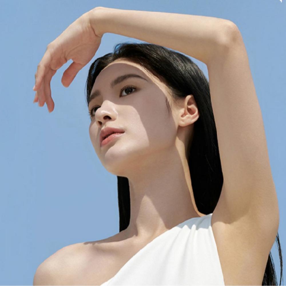 CELIMAX Lekki krem przeciwsłoneczny kontrolujący wydzielanie sebum SPF50+ PA++++ 40ml / Skóra mieszana/tłusta