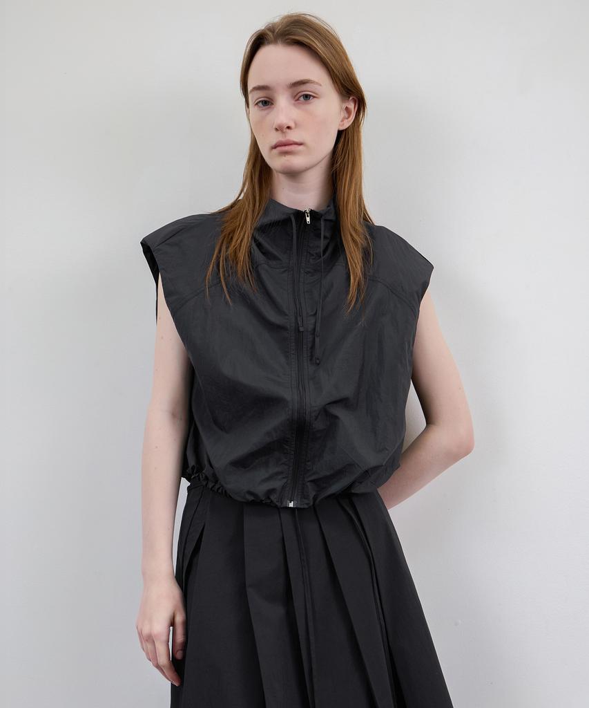 Levar Cool Breeze Sleeveless Anorak - Black