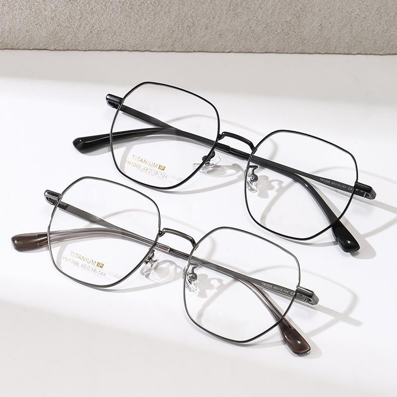 Stylish Korean Titanium Optical Glasses: Trendy Metal Frames with High-Value Design.