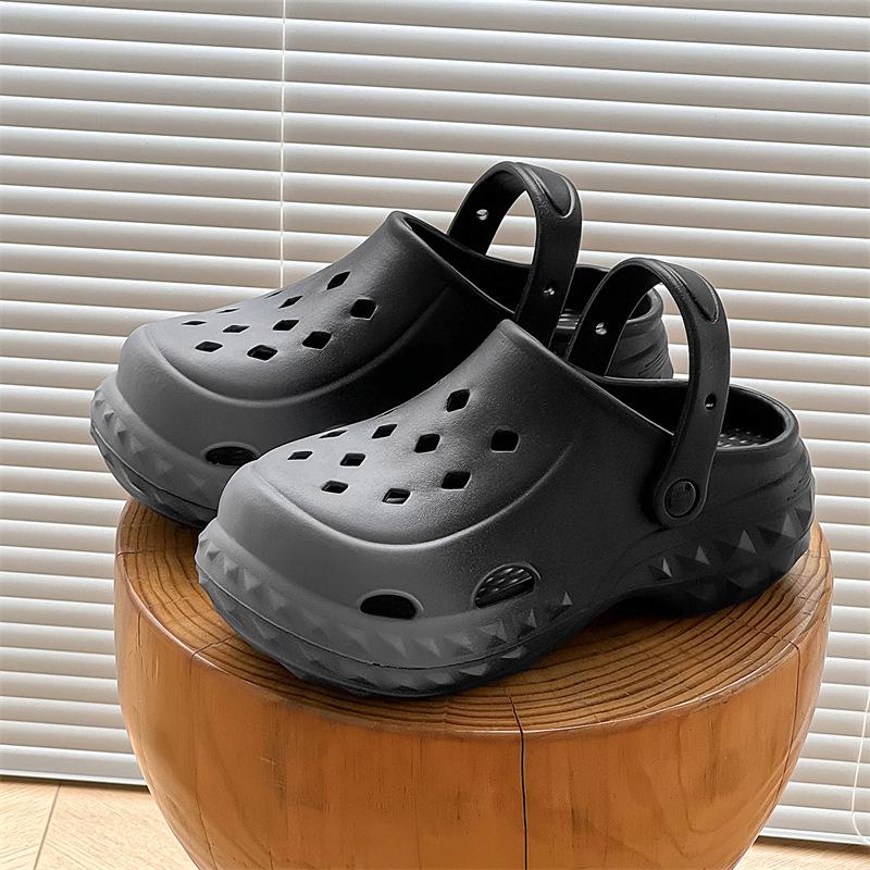 Summer new fashion trend casual hole shoes wear thick-soled non-slip wear-resistant garden shoes cool slippers tide