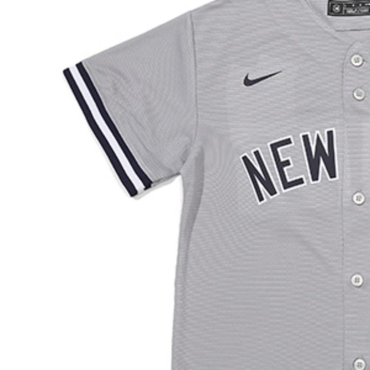 Nike X MLB New York Yankees Klasický potisk písmen Pohodlné ležérní tričko s krátkým rukávem Dětské topy Šedé 3Z3B7ZWBA-JUDGE
