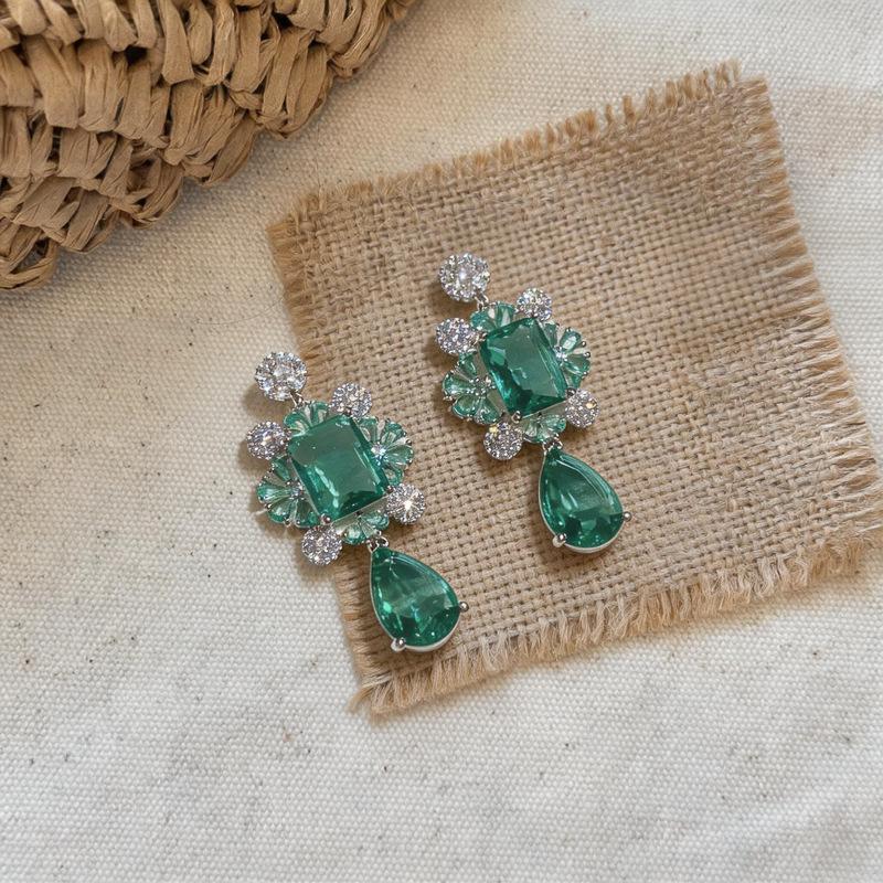 Silver Needle Zircon Square Water Drop Earrings: Retro Luxe Statement for Women