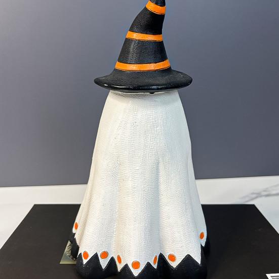 Halloween Ghost Statue Small White Ghost with Pumpkin Figurine Cute Ghost Resin Tabletop Ornament for Indoor Outdoor Halloween Decor