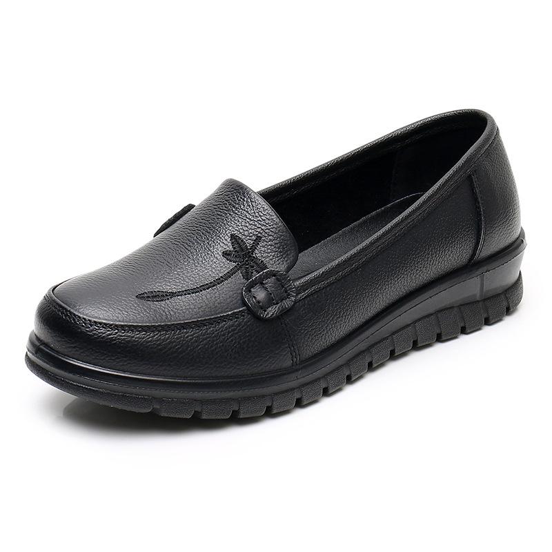 Fashion Spring Soft Soled Mother Black Single Shoes Genuine Leather Non-slip Casual Comfortable Middle-aged Ladies Flat Shoes Women Shoe