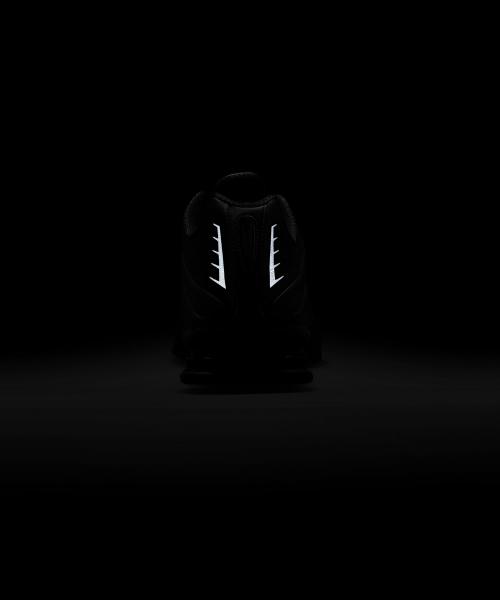 Nike Shox R4 M - Black:Black:Bright Crimson:Black HQ1988-001