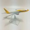 16cm Diecast Metal Singapore Scoot Flyscoot B777 Plane Airplane Aircraft Model Toy for Gift Display Collection