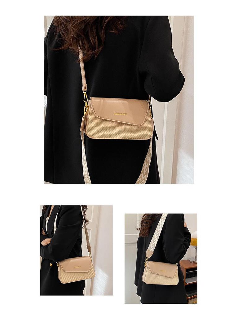 Korean Elegant Fashion: Minimalist 2025 Crossbody Small Square Bag for Women