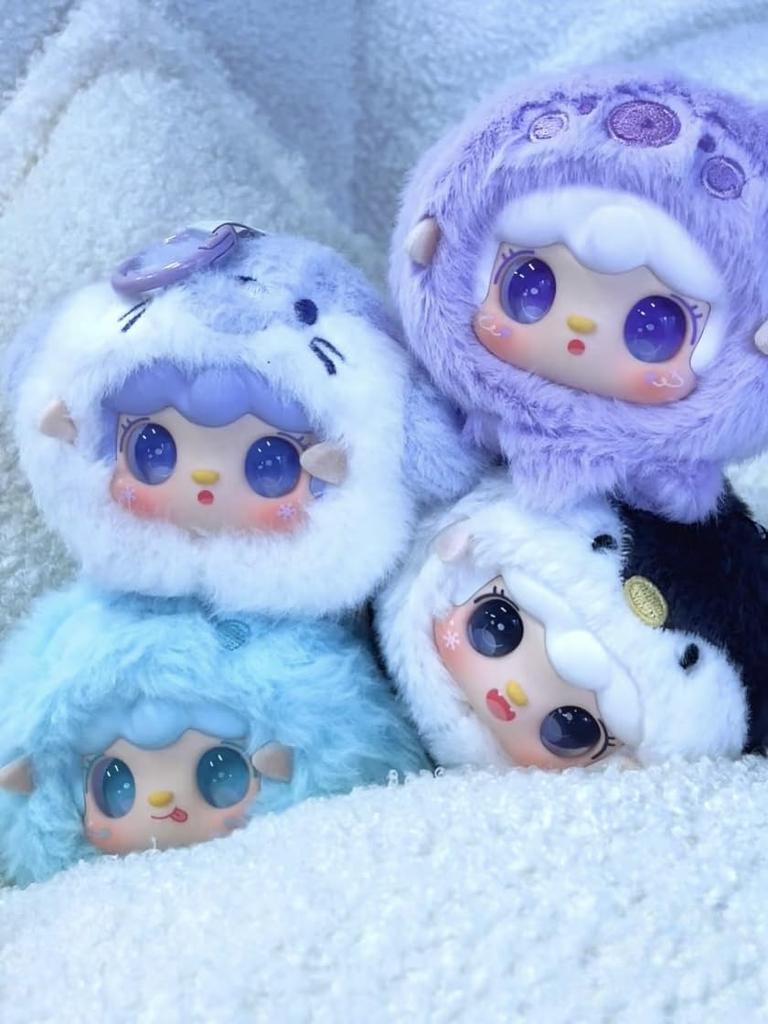 Yooki Ocean Treasure Plush Mascot  Soothing Design  Blind Box Set of 8 + Small & Large Secrets (Crab's Treasure & Captain Turtle)  Fluffy Boa with