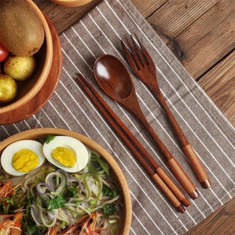 Set di Posate in Legno Giapponese (Cucchiaio, Forchetta, Bacchette) Posate per Sushi Alta Qualità Ecologico Portatile Set di Stoviglie Utensili da Cucina Regali