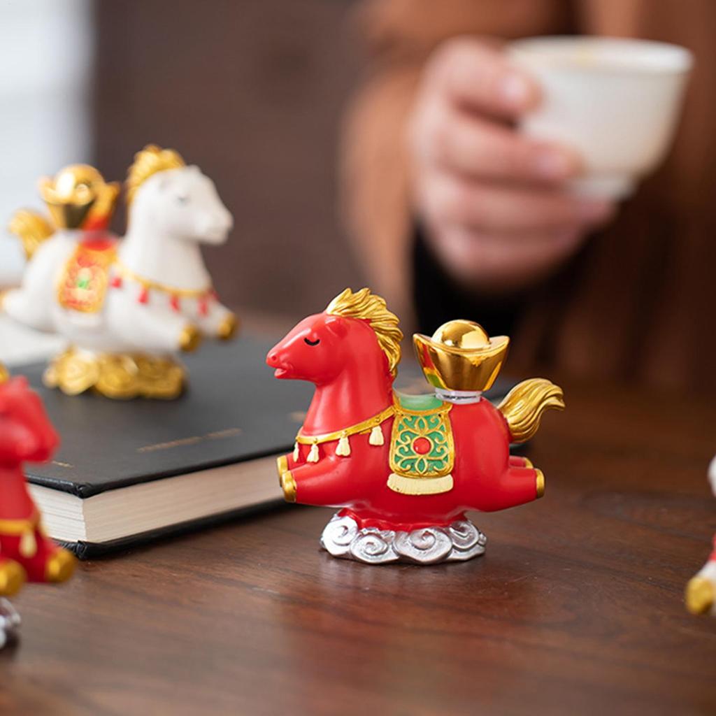 Chinese Horse Figurine Resin Spring Festival Holiday Souvenir Chinese New Year 2026 Horse Figurine For Home Office Bedroom