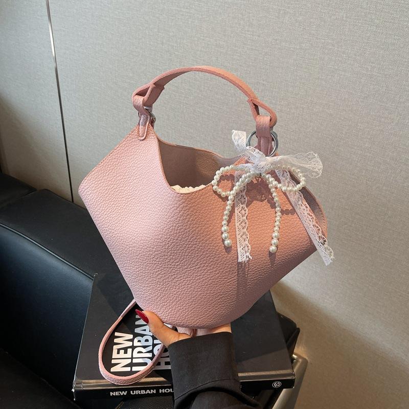 Premium Sense Hand Bag Women's New Fashion Casual Messenger Shoulder Bag Large Capacity Commuter Bucket Bag