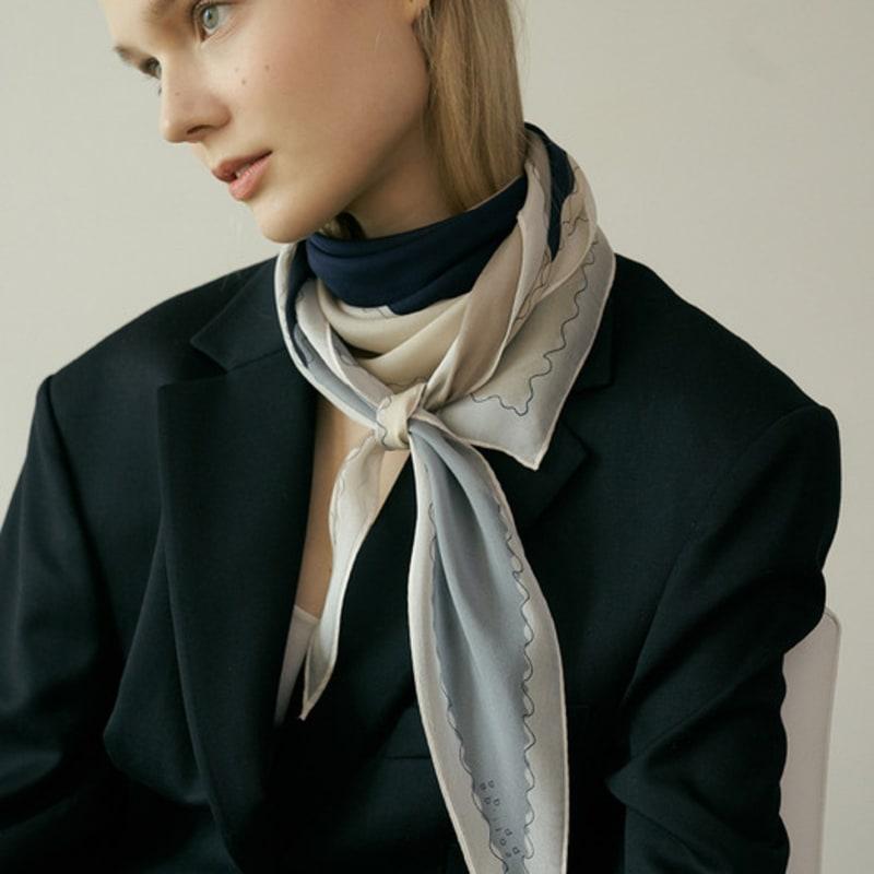 BB’DE SOLI’DE elf chiffon silk scarf - navy