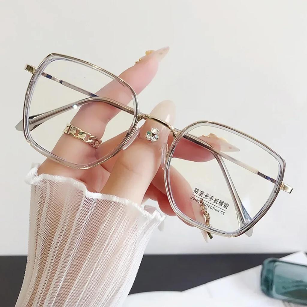 Vintage Anti-Blue Light Glasses Women Designers Eyeglasses Optical Spectacle Computer Eye Protection Glass Fashion Eyewear