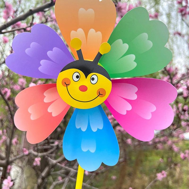 1Pcs Cartoon Flower Shaped Insect Handheld Windmill Home Garden Decoration Wind Spinner Whirligig Yard Decor Outdoor Kid Toy