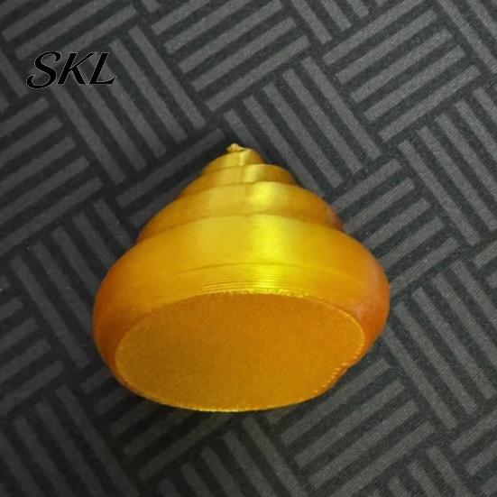 Magnetic Novelty Item Golden Poop Ornament, 3D Printed Table Decoration, Funny Prank Figurine, Gag Gift for Friends Desk Decoration