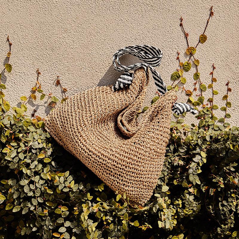 

Straw Woven Bag for Women 2025 New Versatile Beach Vacation Handmade Woven Bag Large Capacity Single Shoulder Underarm Beach Bag Long40CM、Wide1CM、High