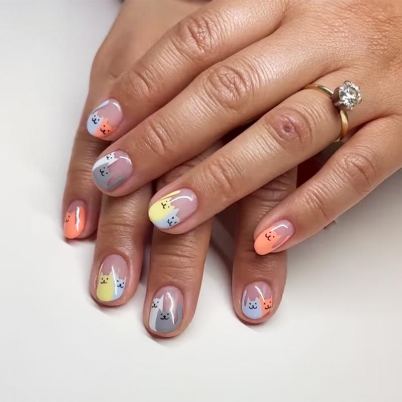 

Colorful Cartoon Kitten Short Squoval Wearable Nail Tips Kit Glue Set