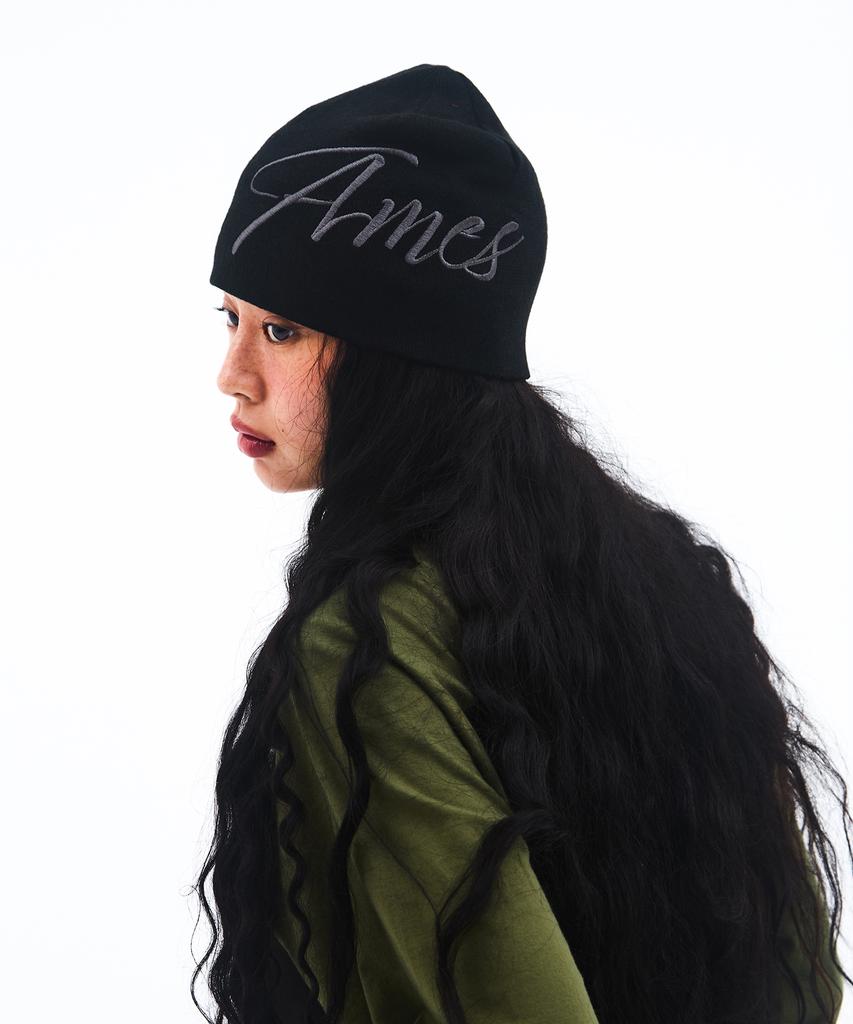 AMES-WORLDWIDE Big Typo Beanie Black