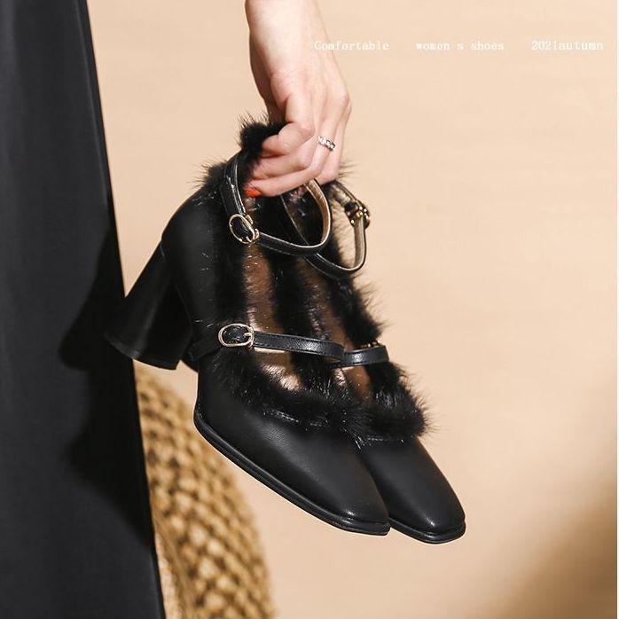 Autumn and winter velvet French fairy one-word buckle high heels women's thick heel bridesmaid shoes medium heel fluffy Mary Jane single shoes