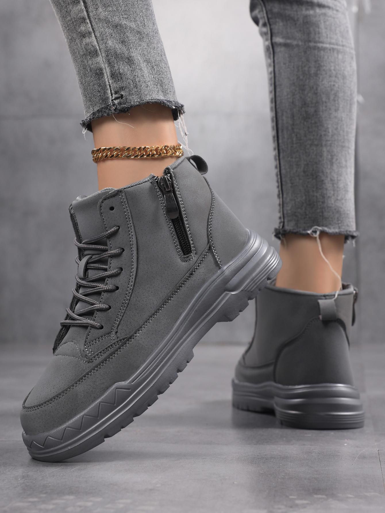 Женские кроссовки Весна Новые Кожа Нескользящие Круглый носок Женская обувь Повседневная женская обувь 35 8949₽