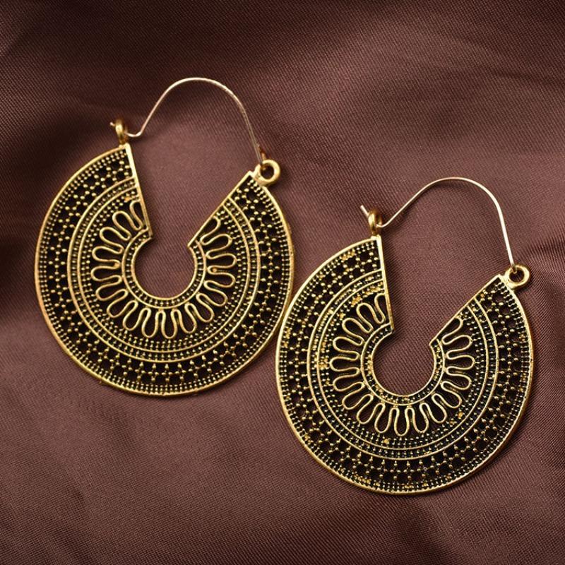 Bohemian Hollow Round Alloy Carved Earrings For Women Ins Style