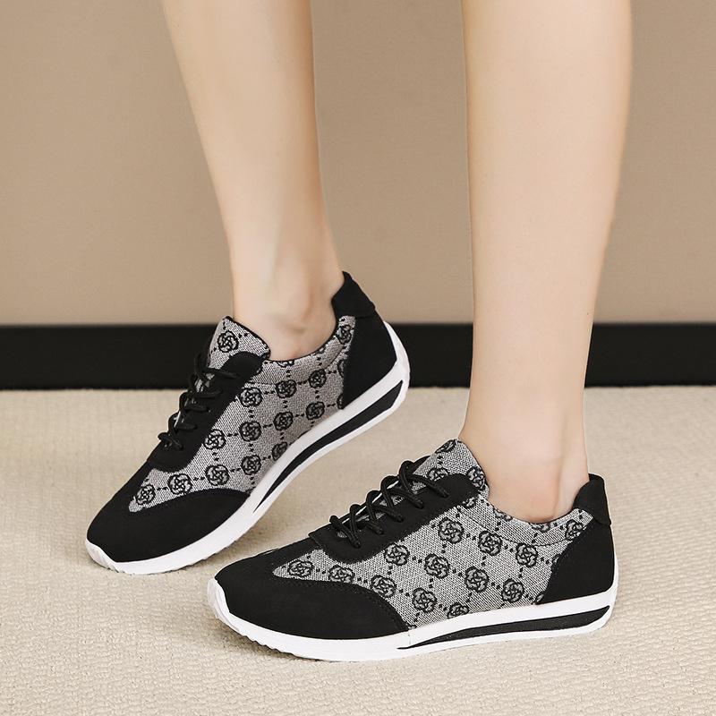 

Spring and Autumn Trend Lightweight Fashion Forrest Gump Shoes Women s 2024 New Soft Sole Simple Casual Versatile Sports Women s Shoes 43 чорний