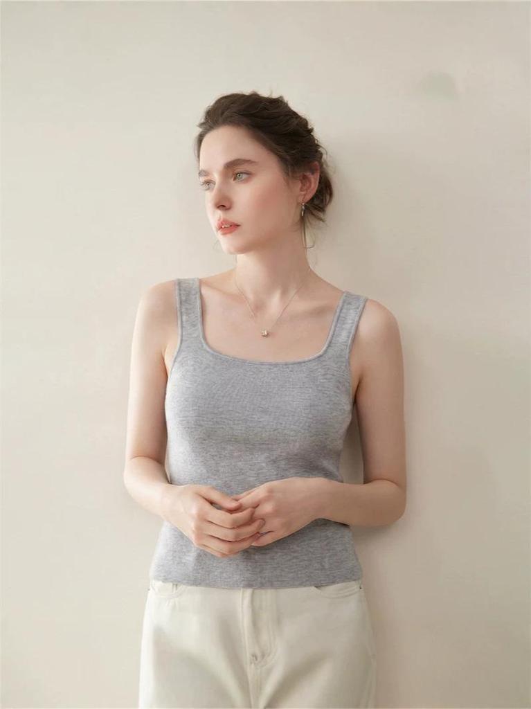 Women's French Retro Wool Knit Square Neck Sleeveless Vest Camisole