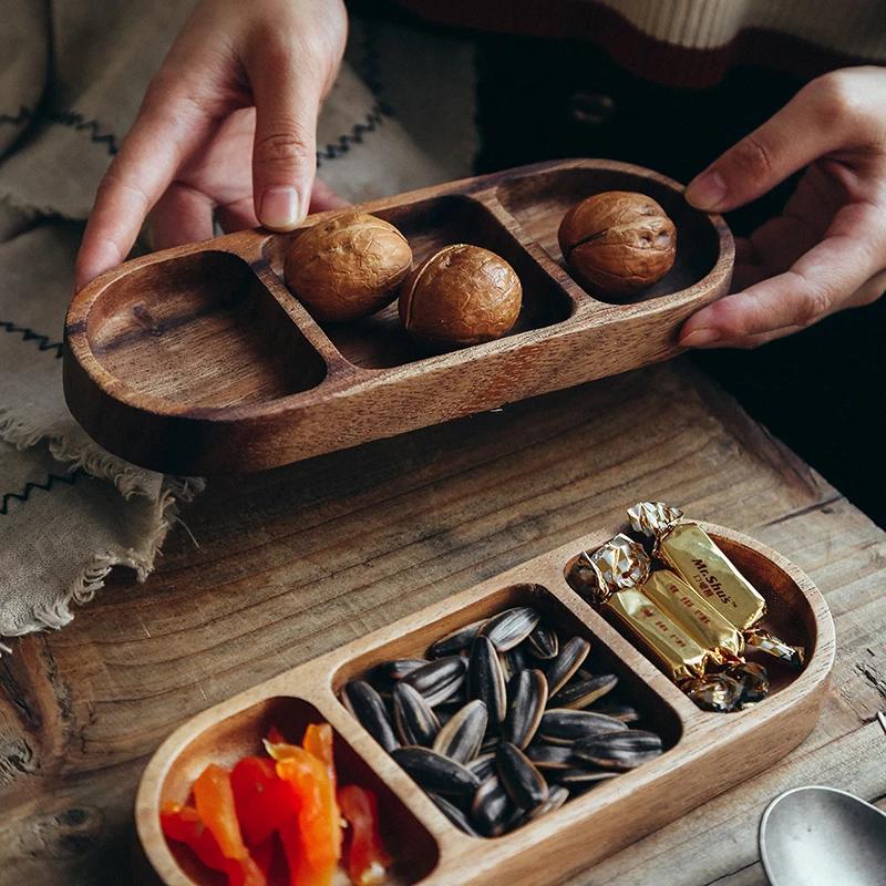 3-Grid Seasoning Dipping Dish, Wooden Saucer Appetizer Plate, Dry Fruits Nut Snack Dish Tray for Restaurant / Kitchen