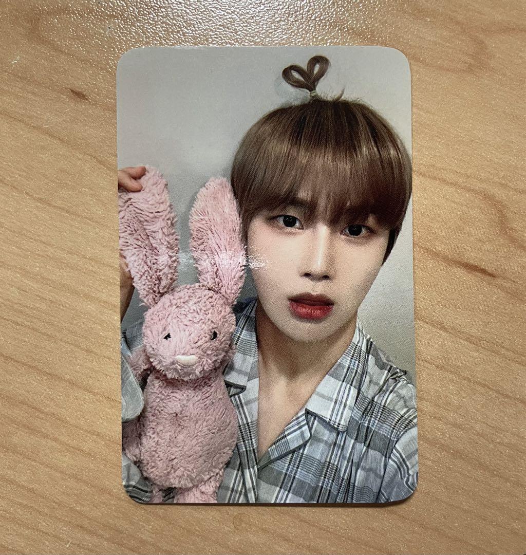 

[USED] nine.i Korean Fan Meeting Bonus Trading Card Minjun