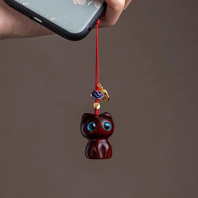 Porte-clés Chat Bois de Santal Écologique Bois Naturel Charme Anime Lanière de Téléphone Tricotée à la Main Style Forêt Mignon Cadeau pour Femmes Filles Accessoire