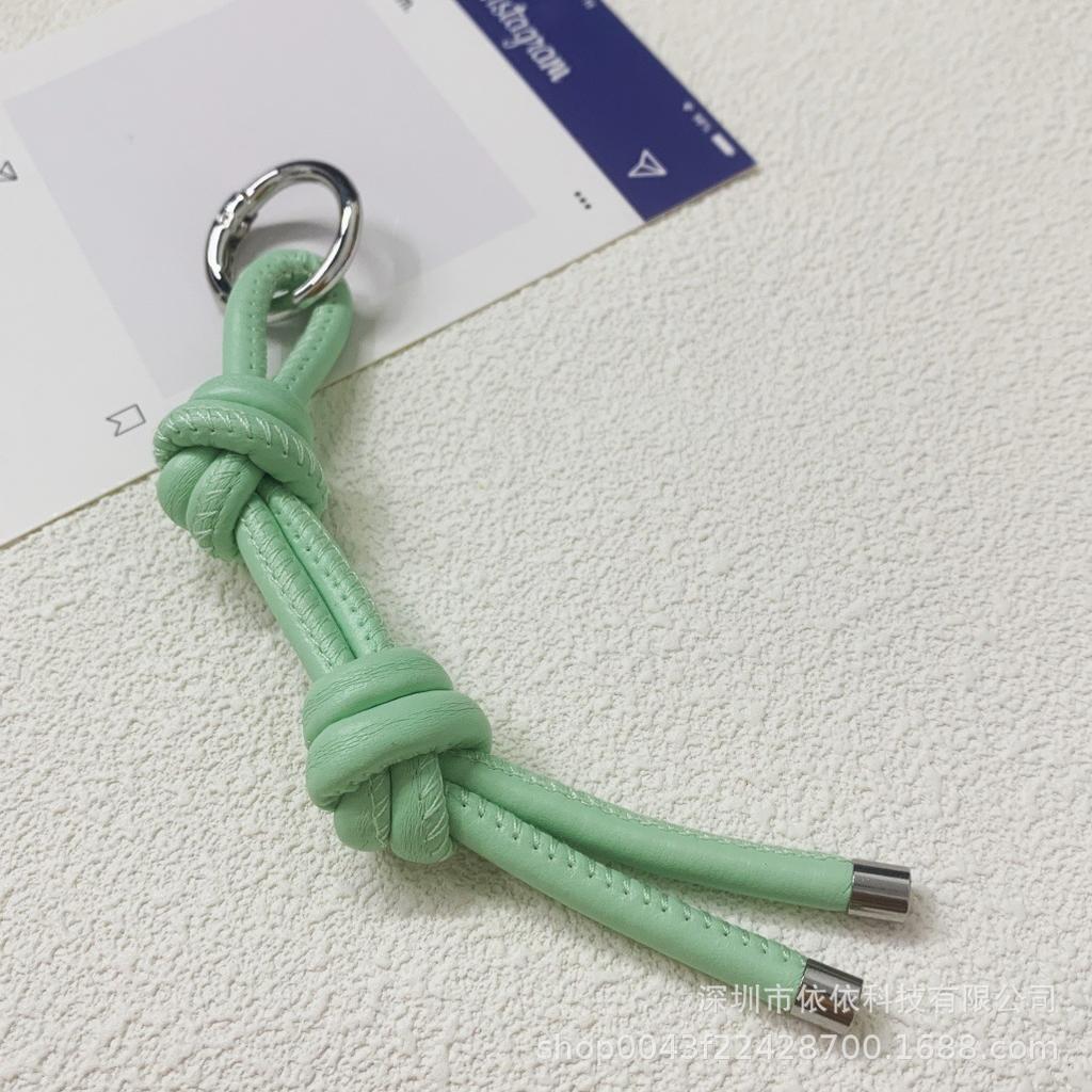 New DIY Leather Keychain Pendant Niche Simple Candy Color Leather Rope Woven Bag Pendant Is Versatile and Casual