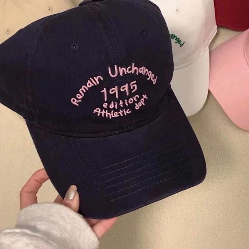 

Contrasting color big brim baseball cap children deepen big head circumference soft top showing face small versatile cap Adjustable