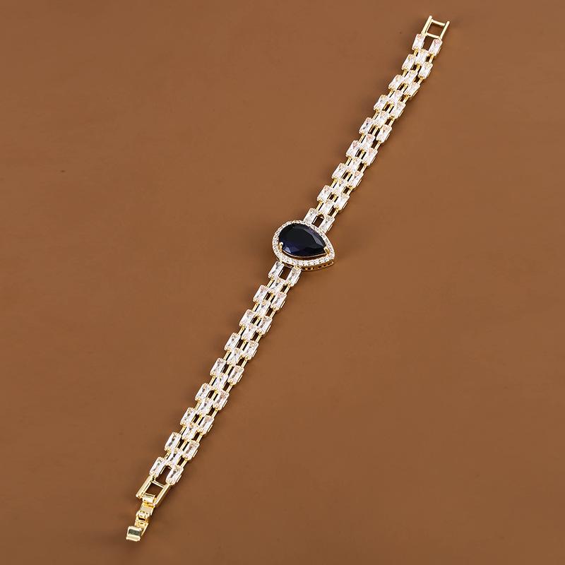 Exquisite French Zircon Water Drop Bracelet for Women - Versatile Pure Copper Jewelry with Fine Workmanship.