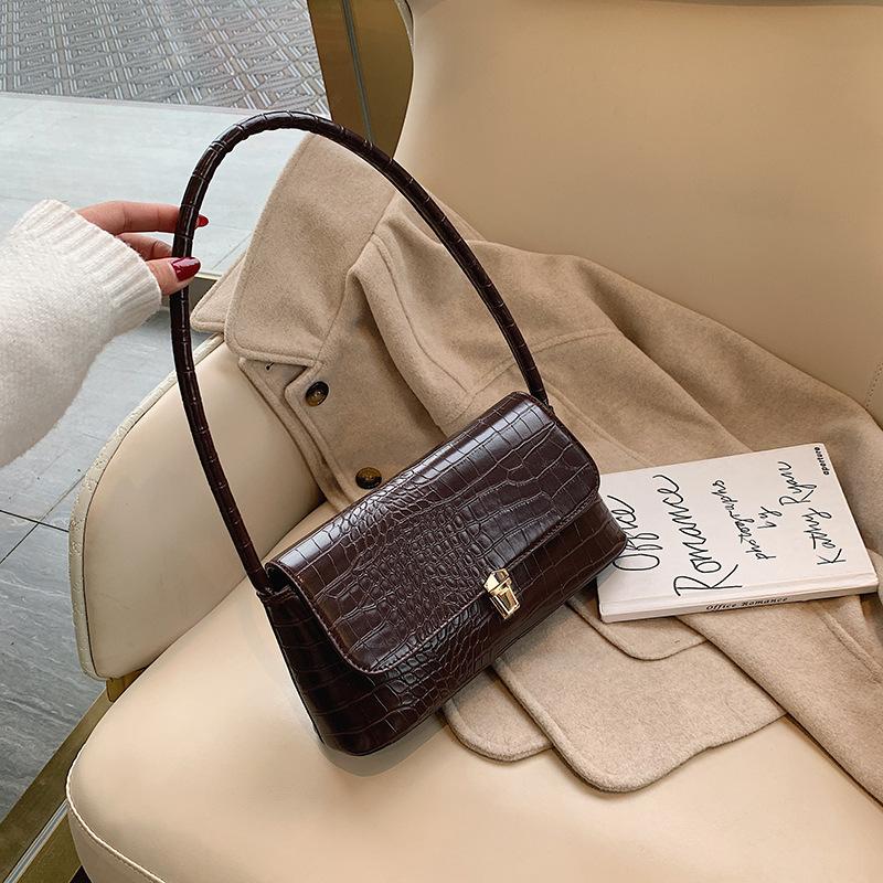 Textured Small Bag, Foreign Style Women's Bag 2025 Popular New Baguette Bag Trendy Korean Version Messenger Bag Fashionable Underarm Bag