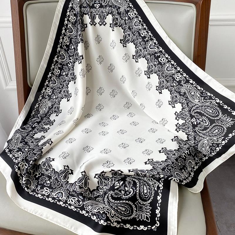 Foulard in raso di seta con stampa a catena da 70 cm per donna, fazzoletto stampato, bandana quadrata da testa per donna, scaldacollo piccolo, Hijab, signora, ragazza