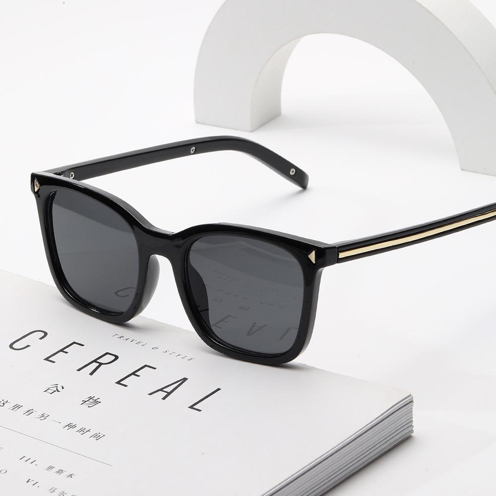 New retro large-frame square sunglasses for men and women looking thin travel photo UV-proof sunglasses