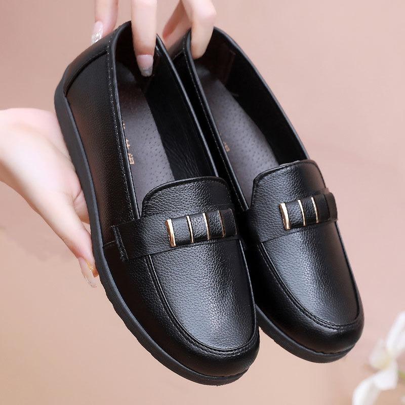 New Shoes Spring and Autumn Models Middle-aged and Elderly Women's Shoes Comfortable Middle-aged Leather Shoes Black Work Soft-soled Single Shoes