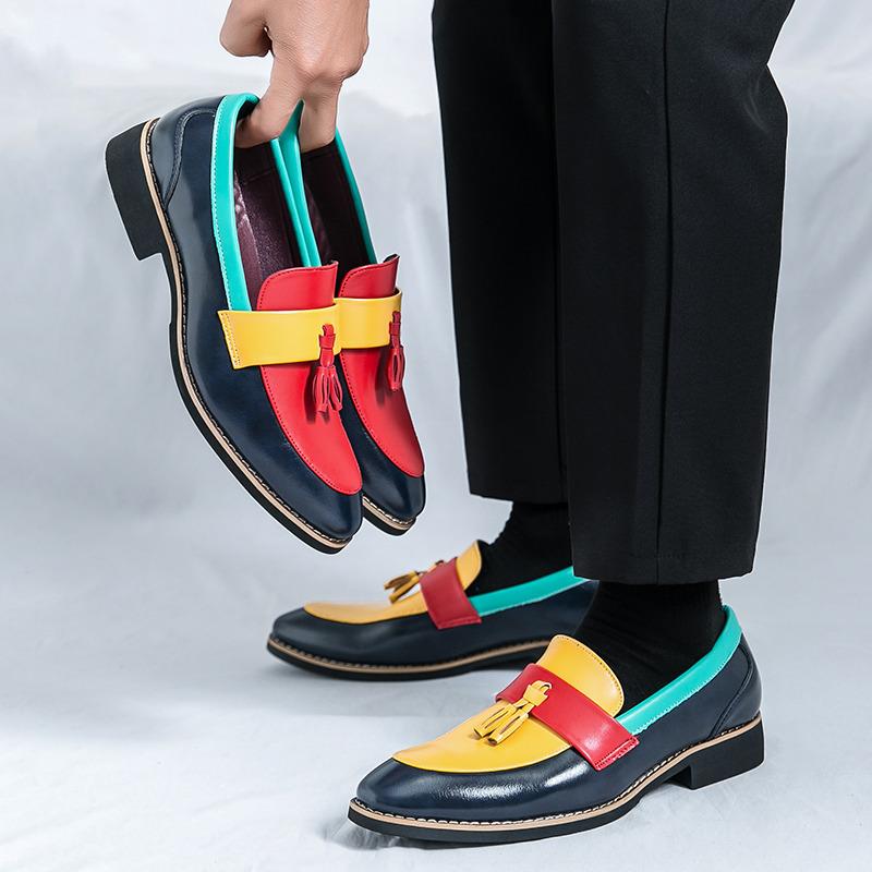 Britský styl Módní svatební boty pro muže Špičaté kožené společenské boty Velikost 38-48 Luxusní boty Muži Zapatos De Vestir Hombre