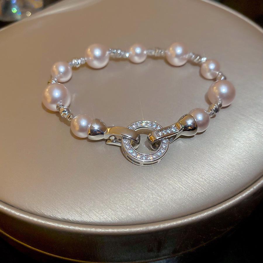 Elegant Crystal Flower Pearl Bracelet - Light Luxury Whitening Jewelry