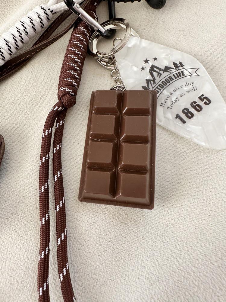 Miu Style Dachshund Leather Pendant: Handmade Braided Rope Keychain & Accessories