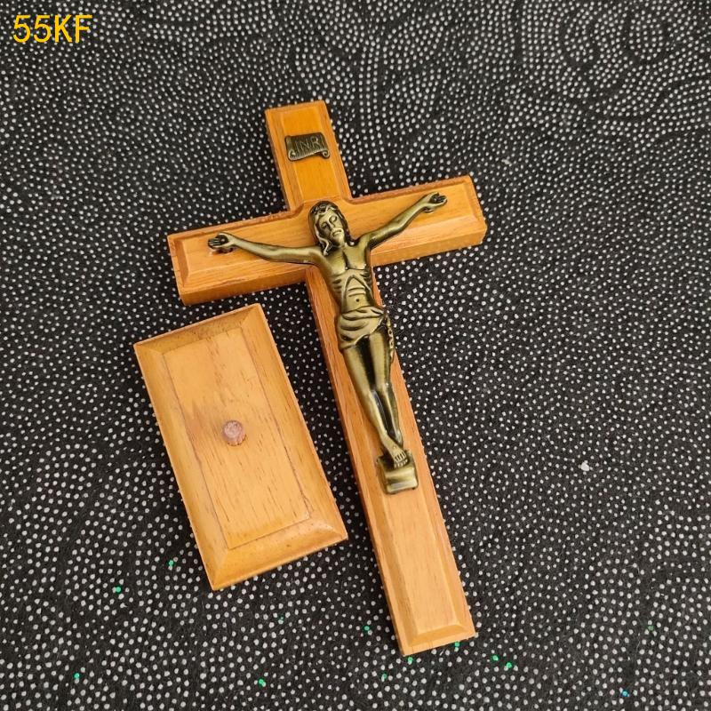 

55KF Catholic Jesus Standing Crucifix Church Prayer Tabletop Decoration China Mainland