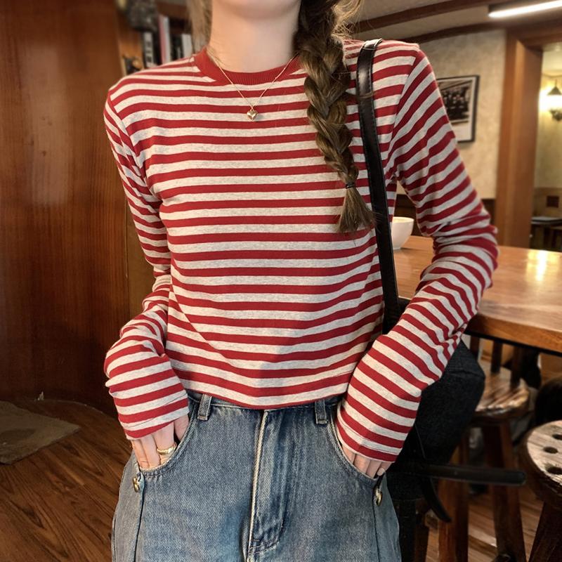 Women's Striped Round Neck Long Sleeved T-shirt Casual Short Top