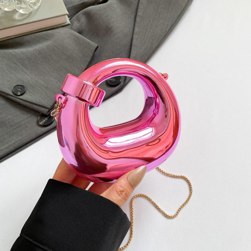 

Bag Women s Color Handheld Dumpling Bag 2025 Summer New Personality Chain One Shoulder Crossbody Crescent Bag розовый