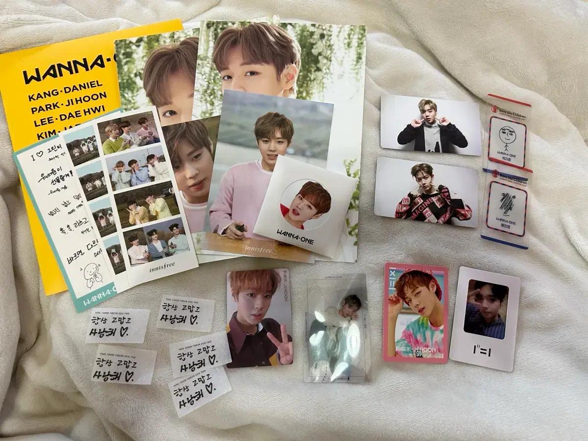 

Park Ji-hoon Bae Jinyoung Goods Pokka Sales